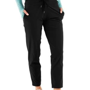 FreeFly Women's Breeze Cropped Pant, Large